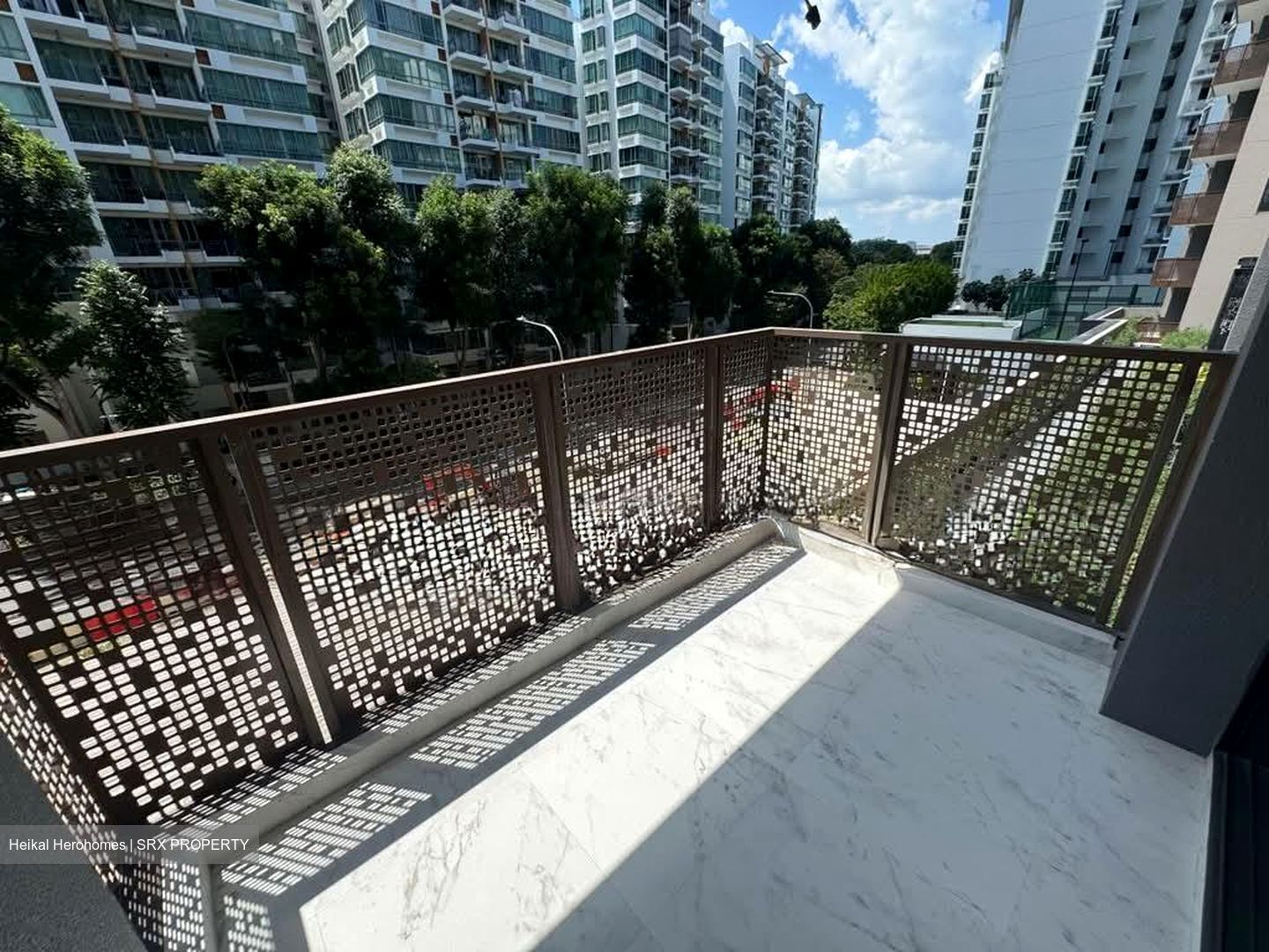 Tanah Merah Kechil Link (D16), Condominium #585574921